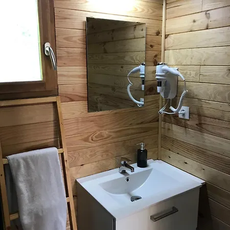 Individuel Pied Des Pistes 8 Personnes * Saint-Leger-les-Melezes
